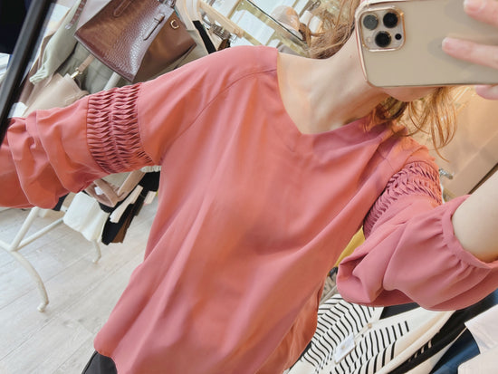 Bou Jeloud   キレイめフェミニン♡2WAYネックホイップブラウス