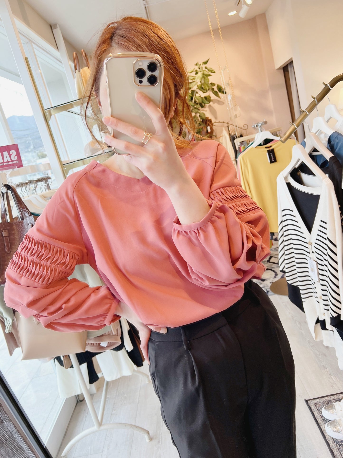 Bou Jeloud   キレイめフェミニン♡2WAYネックホイップブラウス